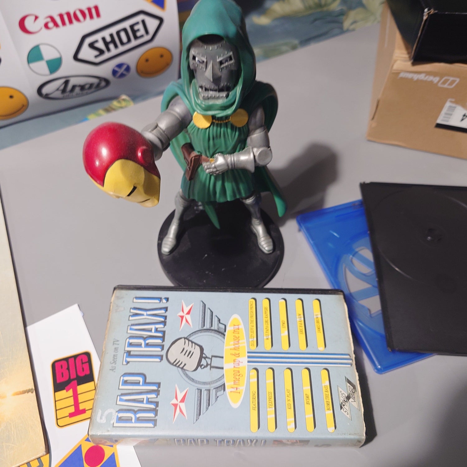 FILM & TV - COLLECTABLES