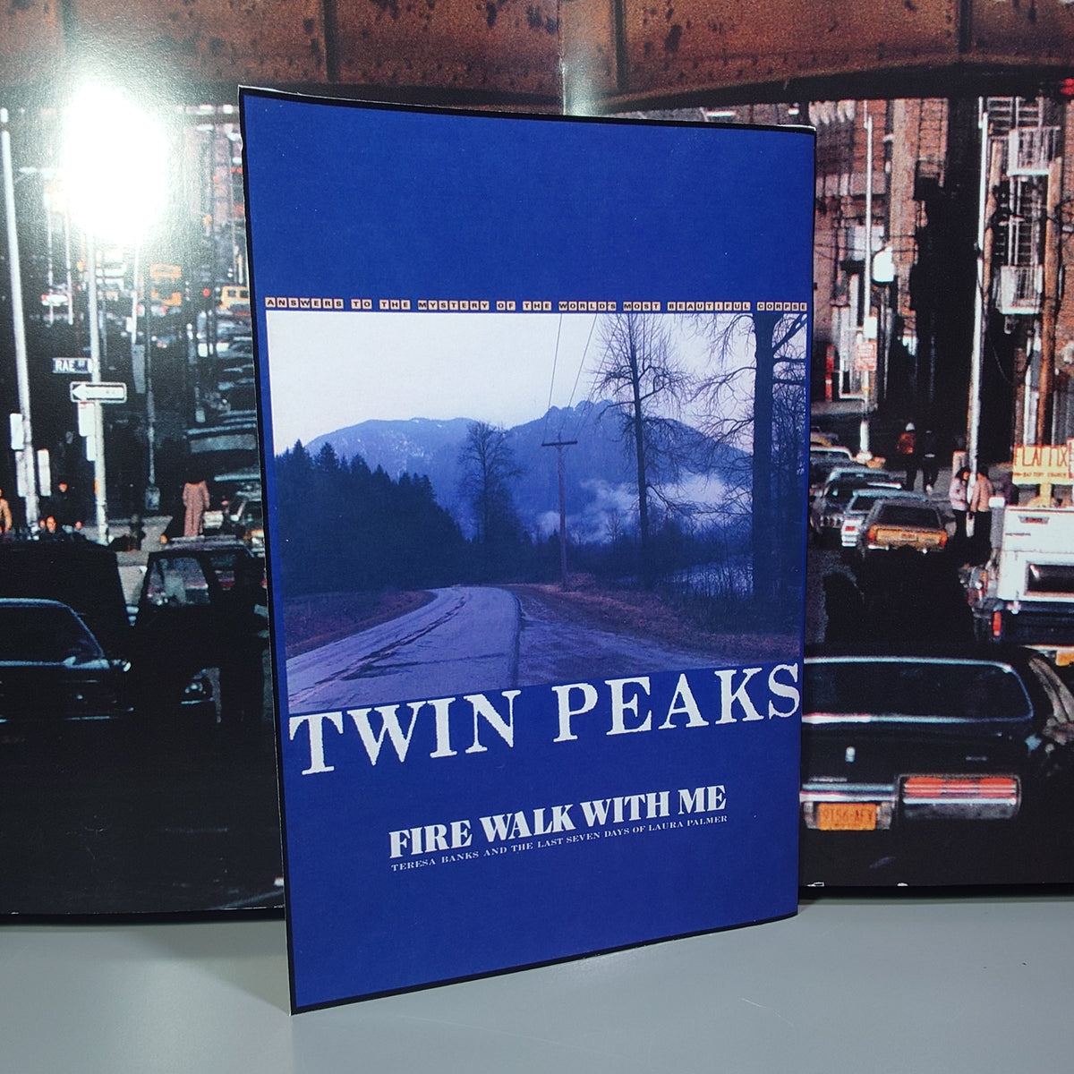 TWIN PEAKS - Fire Walk With Me - Movie Soundtrack - CD (Red Case)