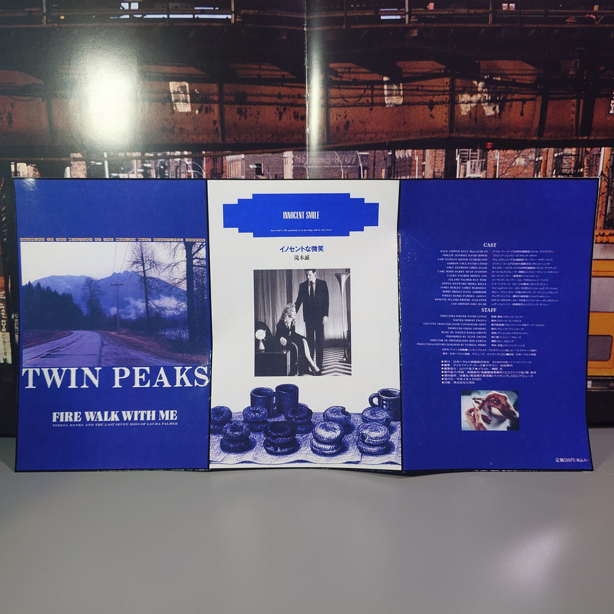TWIN PEAKS - Fire Walk With Me - Movie Soundtrack - CD (Red Case)