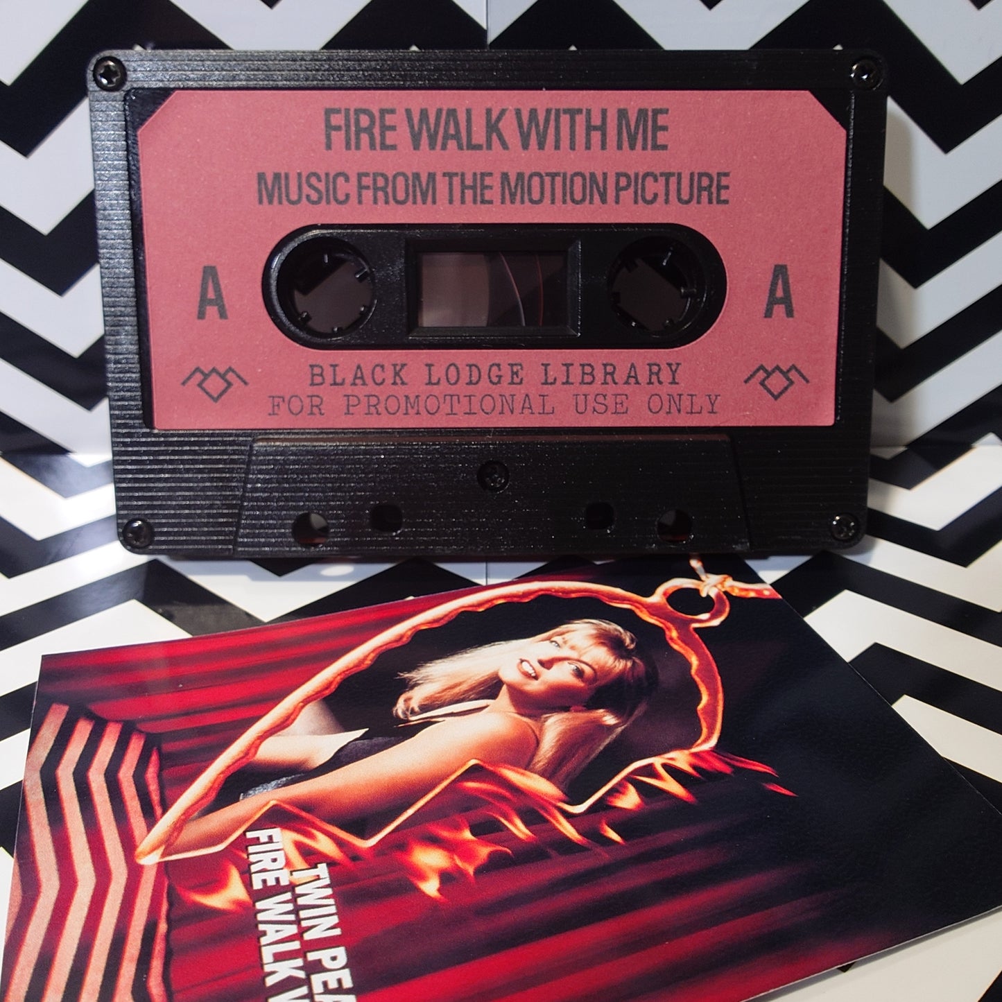 TWIN PEAKS: FIRE WALK WITH ME - SOUNDTRACK - CASSETTE