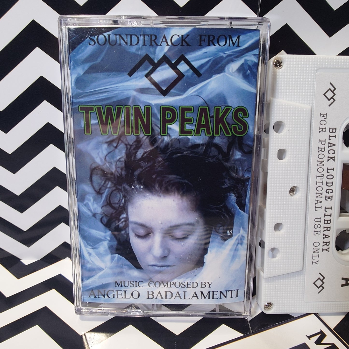 TWIN PEAKS - SOUNDTRACK  - CASSETTE